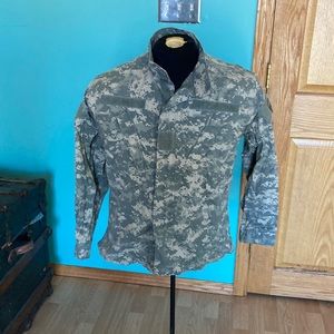 United States, army combat digital camouflage top